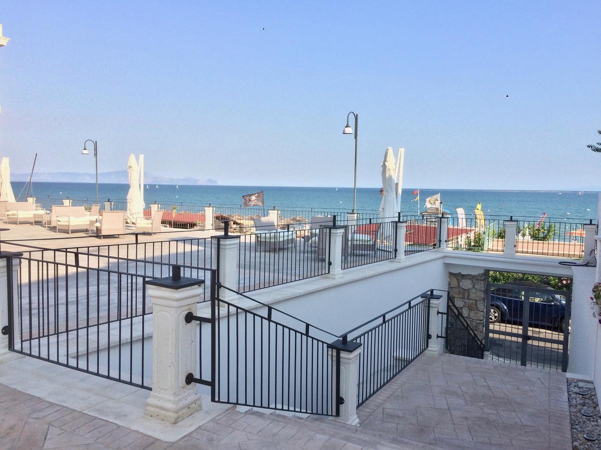 Klaton Beach Hotel Formia Exterior photo