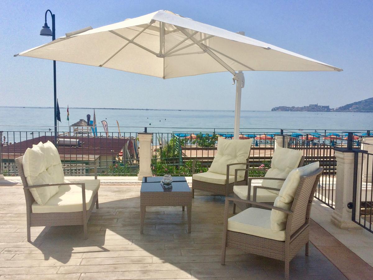 Klaton Beach Hotel Formia Exterior photo